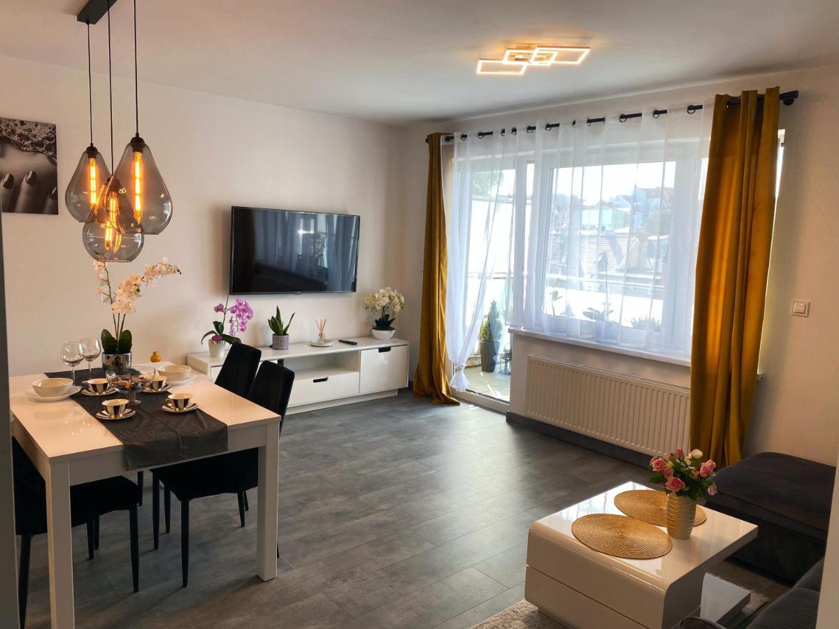 Apartament Sloneczny Apartment Jelenia Gora Exterior photo